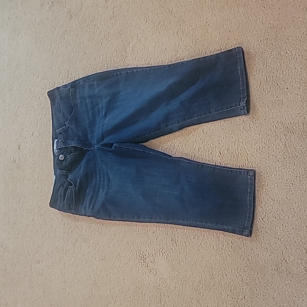 Lee Dark Indigo Mid Rise Capri